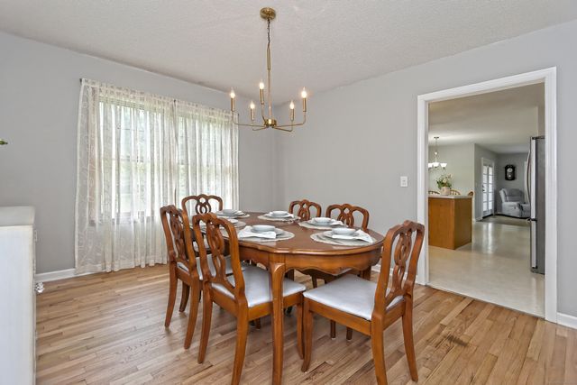 55 Kings Highway, North Haven, CT 06473
