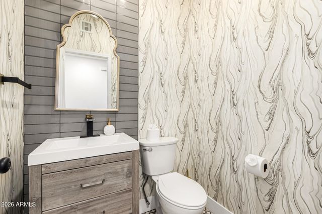 1232 E GRANADA Street, Mesa, AZ 85203