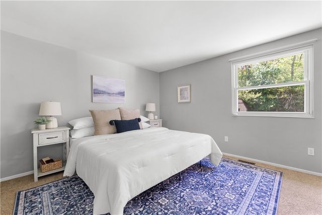 228 Horseshoe Circle, South Fayette, PA 15017