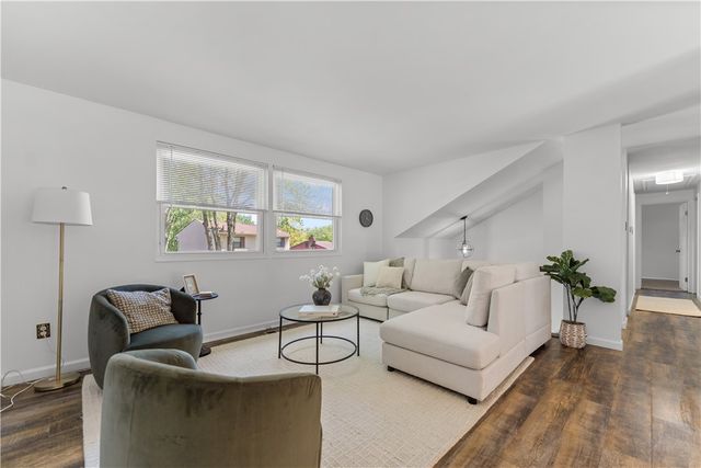 228 Horseshoe Circle, South Fayette, PA 15017