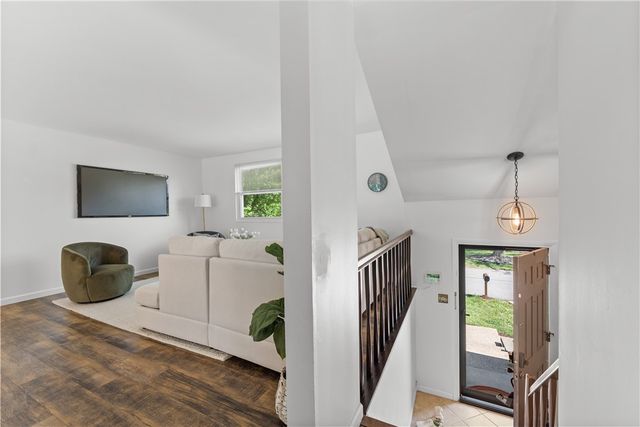 228 Horseshoe Circle, South Fayette, PA 15017