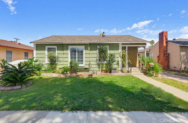 3324 Maine, Long Beach, CA 90806