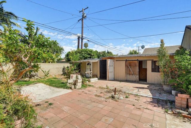 3324 Maine, Long Beach, CA 90806