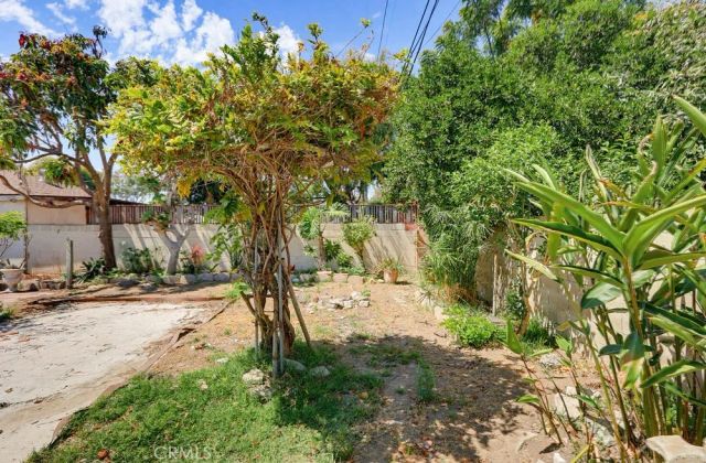 3324 Maine, Long Beach, CA 90806