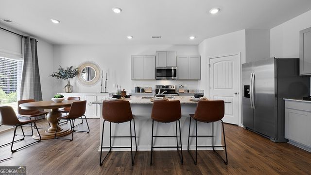 8188 Elkhorn Drive, Fairburn, GA 30213