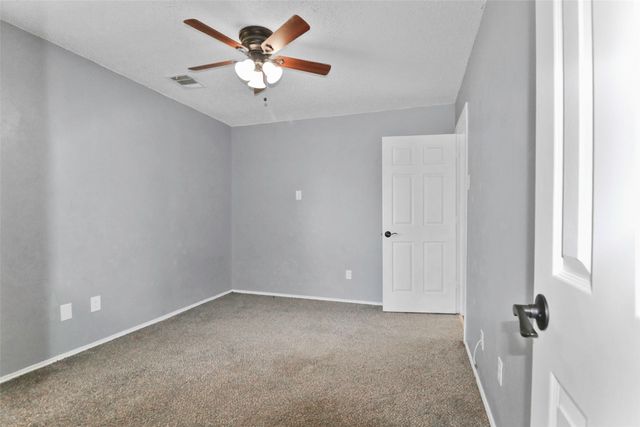 920 Micarta Drive, Mesquite, TX 75181