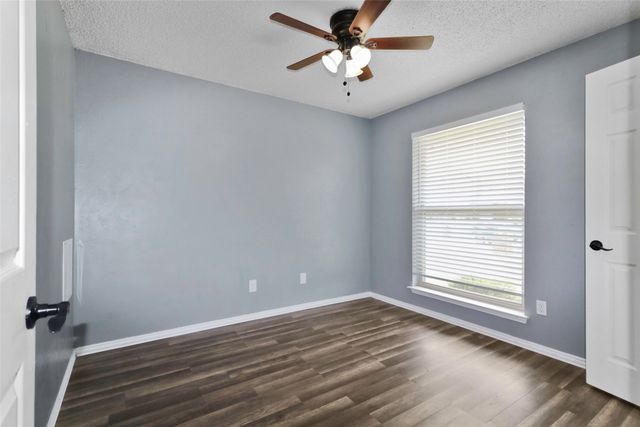 920 Micarta Drive, Mesquite, TX 75181