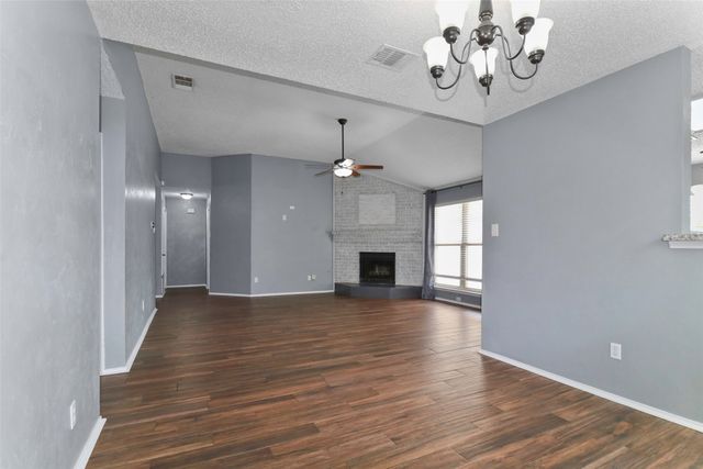 920 Micarta Drive, Mesquite, TX 75181