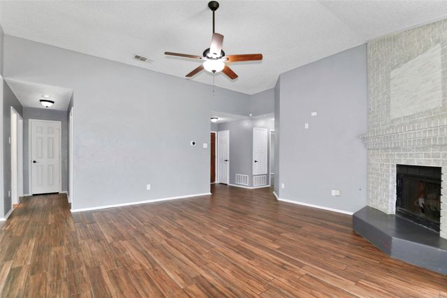 920 Micarta Drive, Mesquite, TX 75181