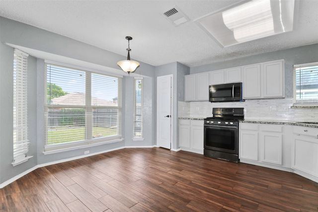 920 Micarta Drive, Mesquite, TX 75181