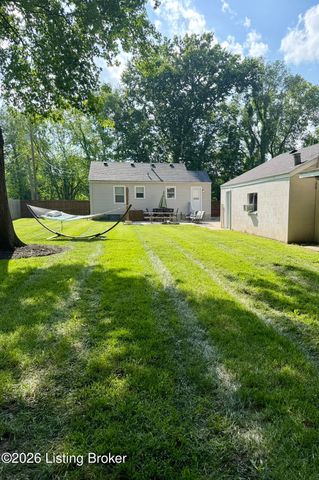 5411 Distler Ln, Louisville, KY 40258