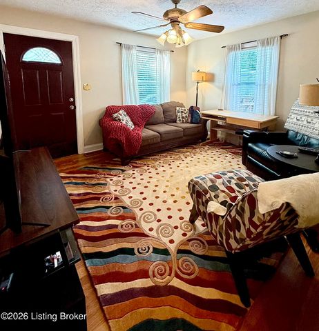 5411 Distler Ln, Louisville, KY 40258