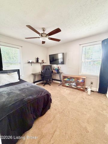 5411 Distler Ln, Louisville, KY 40258