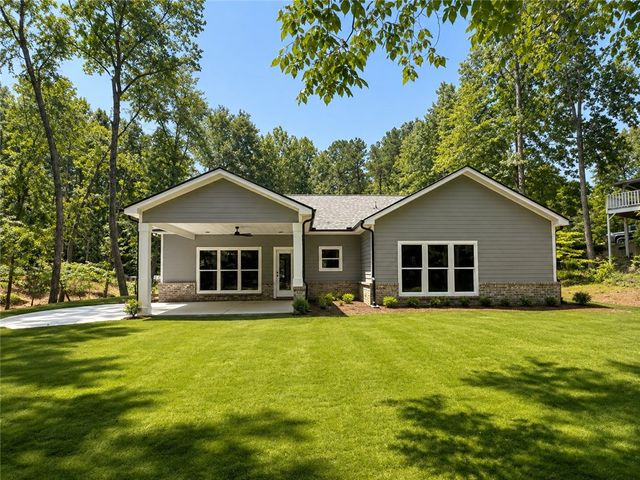 108 Apricot Lane, Westminster, SC 29693