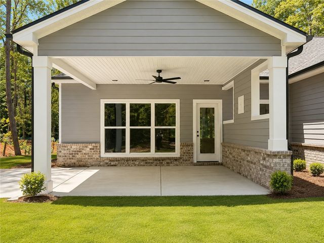 108 Apricot Lane, Westminster, SC 29693