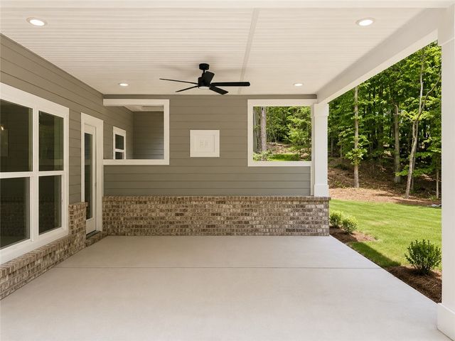 108 Apricot Lane, Westminster, SC 29693