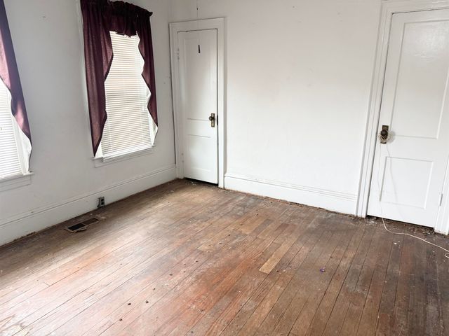 706 Gill Street, Huntington, WV 25701
