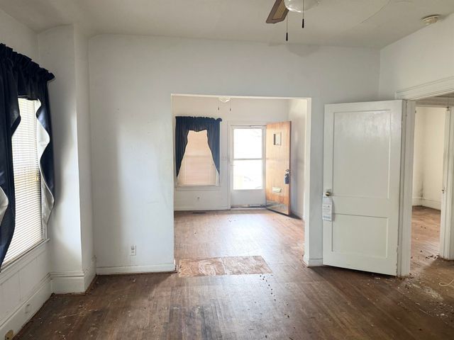 706 Gill Street, Huntington, WV 25701