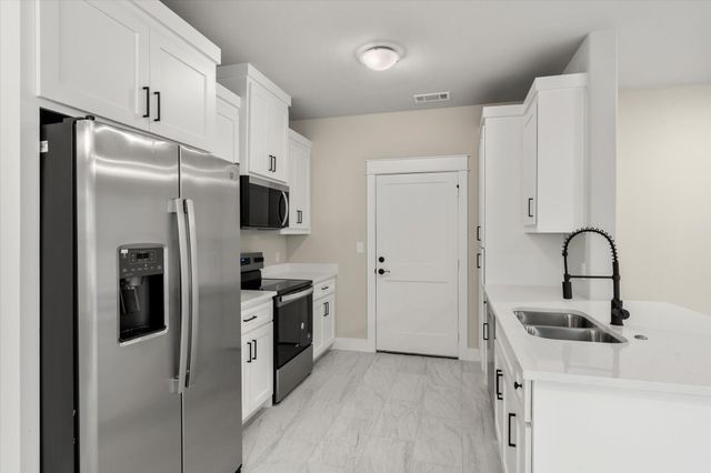 114 Granada Street, Payne Springs, TX 75156