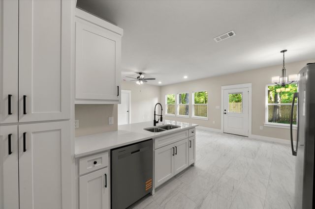 114 Granada Street, Payne Springs, TX 75156
