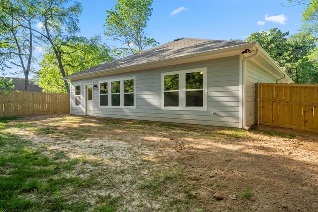 114 Granada Street, Payne Springs, TX 75156