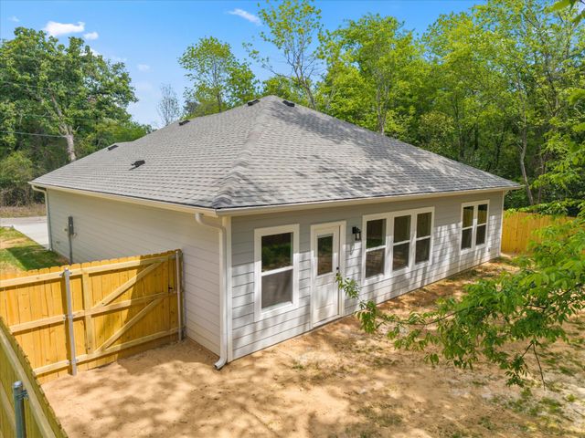 114 Granada Street, Payne Springs, TX 75156