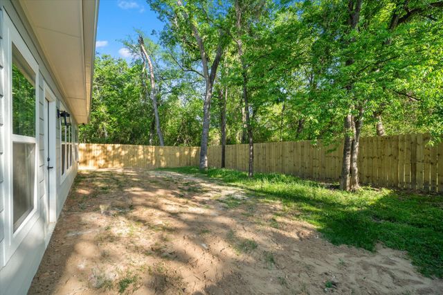 114 Granada Street, Payne Springs, TX 75156