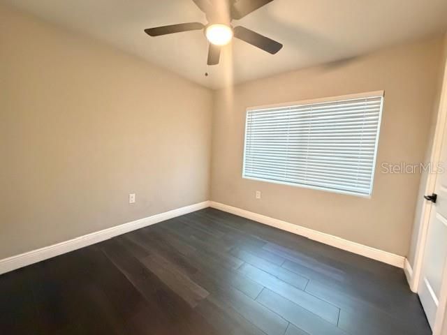 704 W 11TH AVENUE, Mount Dora, FL 32757