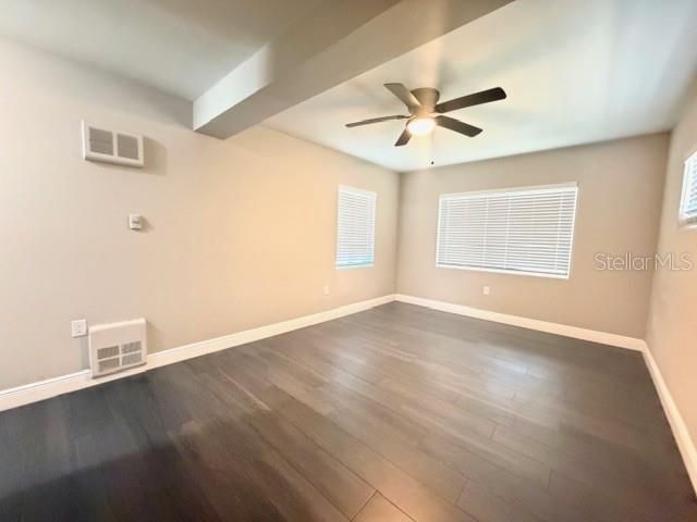 704 W 11TH AVENUE, Mount Dora, FL 32757