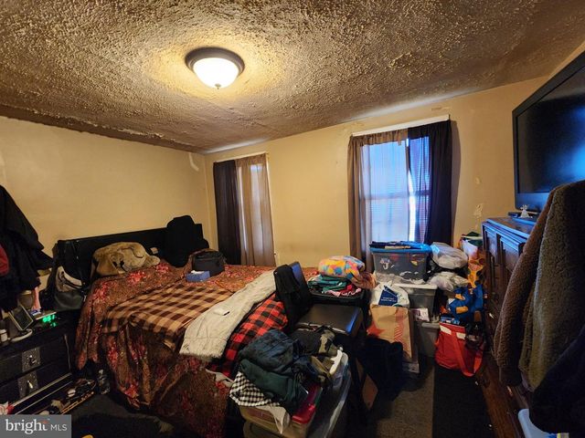 2747 BOOKERT DR, Baltimore, MD 21225