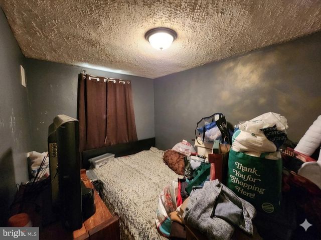 2747 BOOKERT DR, Baltimore, MD 21225