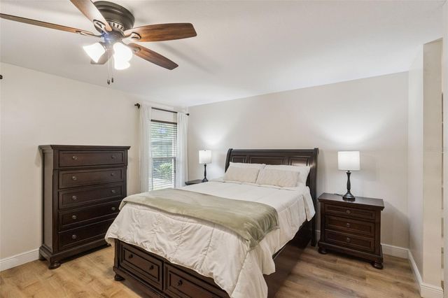 5246 MAYAPPLE CIRCLE, Orlando, FL 32821