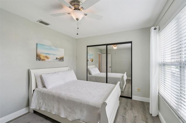 5246 MAYAPPLE CIRCLE, Orlando, FL 32821
