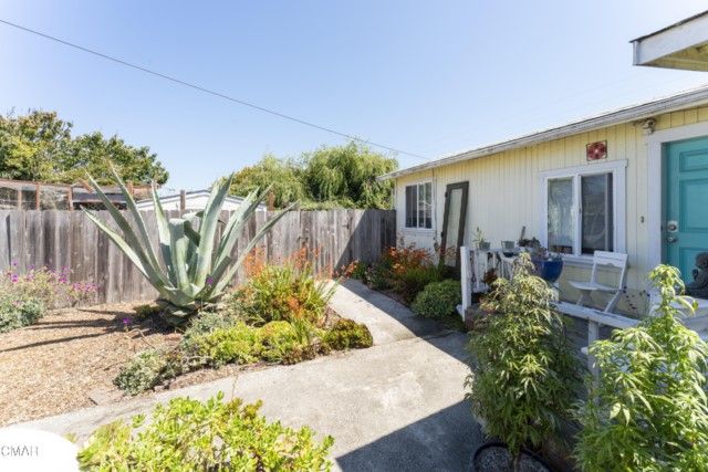 166 S Harold Street, Fort Bragg, CA 95437