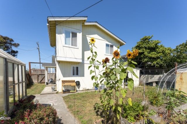166 S Harold Street, Fort Bragg, CA 95437