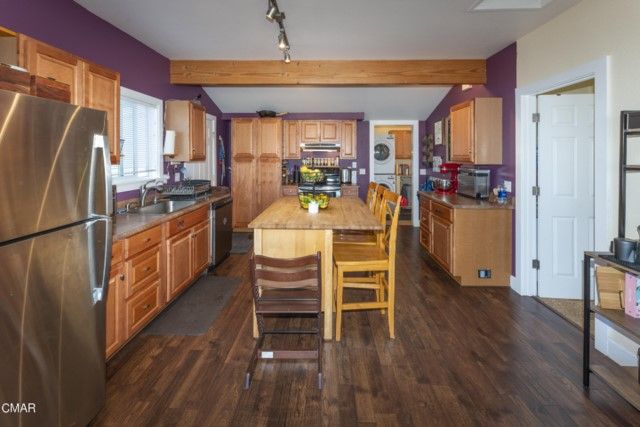 166 S Harold Street, Fort Bragg, CA 95437