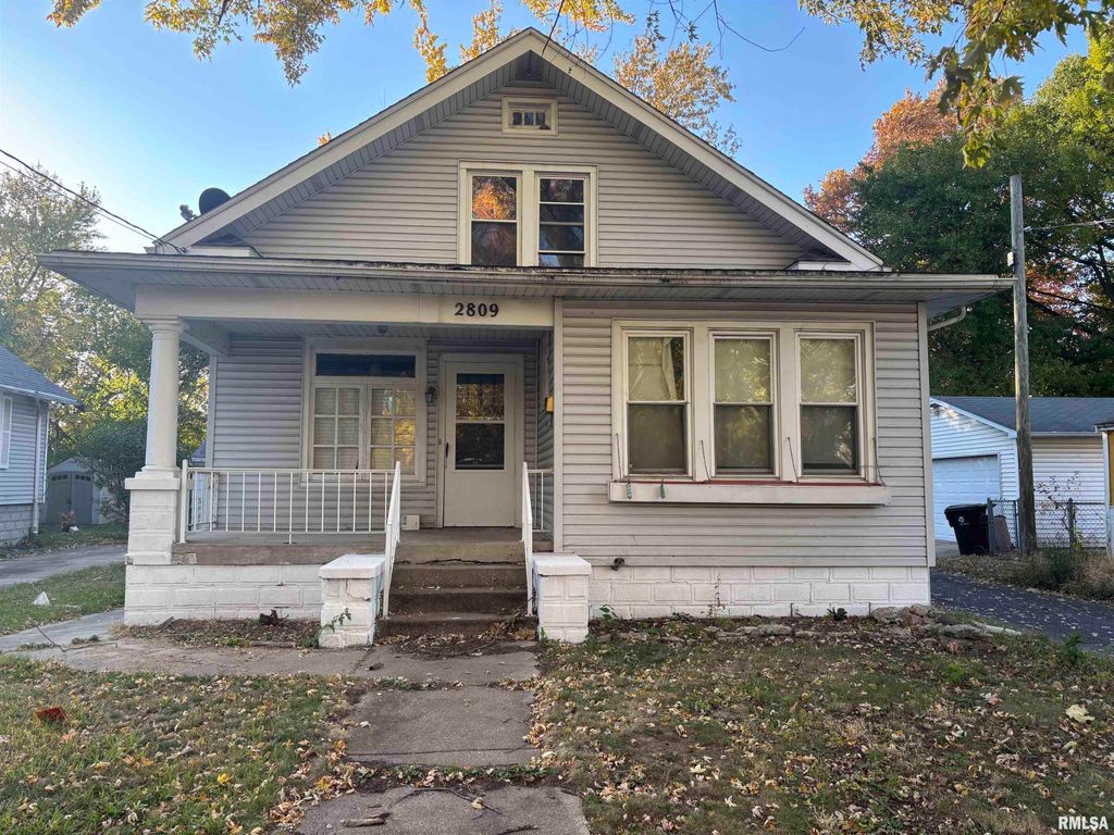 2809 N CALIFORNIA Avenue, Peoria, IL 61603