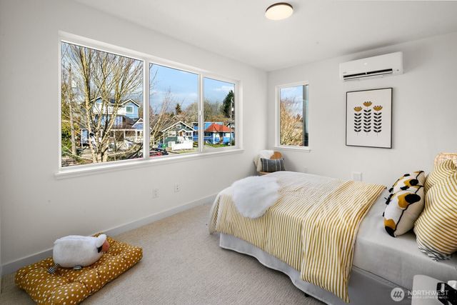 2851 NW 70th Street, Seattle, WA 98117
