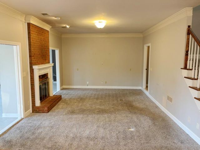 105 Lazy Laurel Chase, Roswell, GA 30076