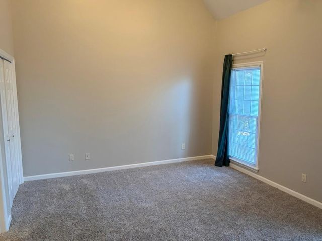 105 Lazy Laurel Chase, Roswell, GA 30076