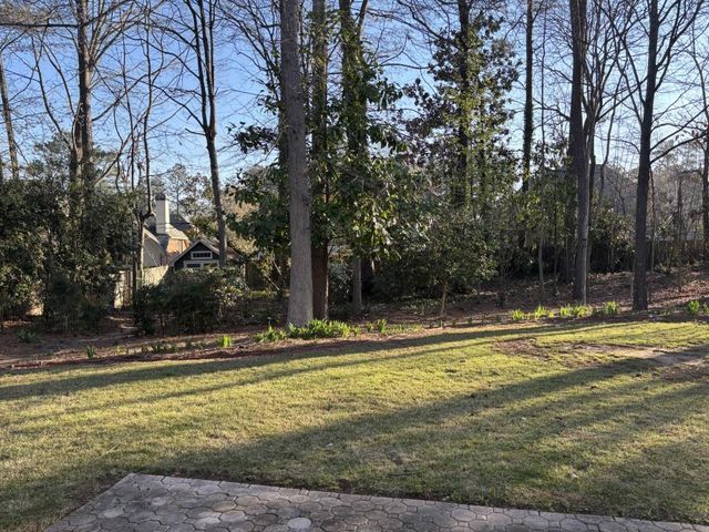 105 Lazy Laurel Chase, Roswell, GA 30076