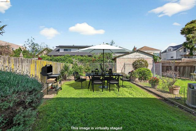 1070 Aileen St, Oakland, CA 94608