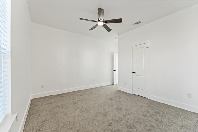 725 E 37th Street, Houston, TX 77022