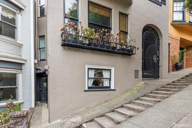 19 Alpine Terrace A, San Francisco, CA 94117