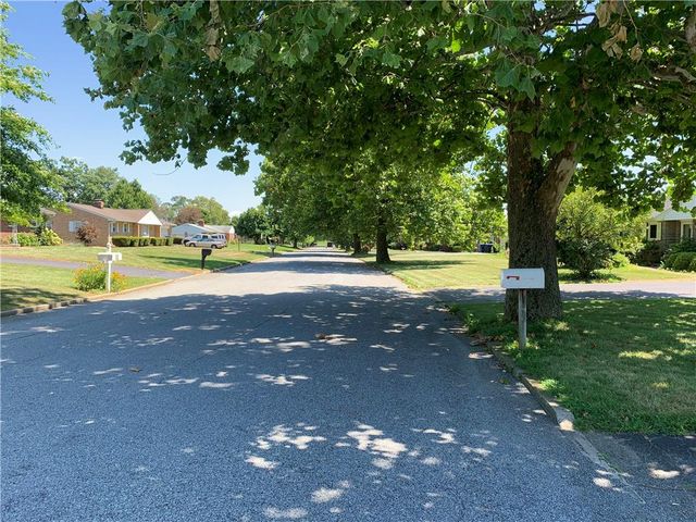 4728 Terrace Road, South Whitehall Twp, PA 18069