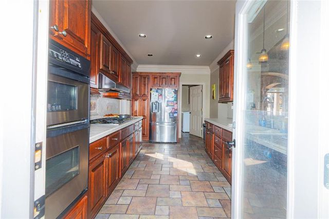 721 Smithstone SE Road, Marietta, GA 30067