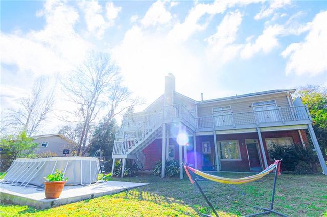 721 Smithstone SE Road, Marietta, GA 30067