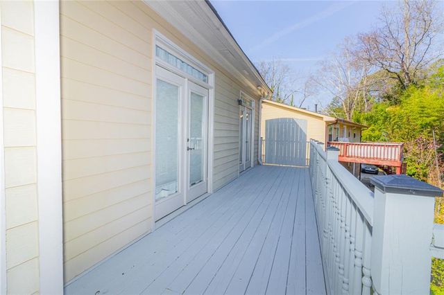 721 Smithstone SE Road, Marietta, GA 30067