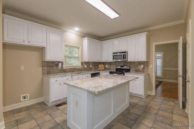 240 Winding Wood Drive, Wetumpka, AL 36093