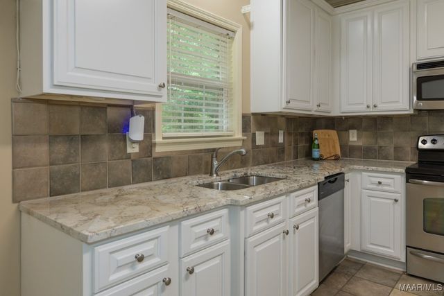 240 Winding Wood Drive, Wetumpka, AL 36093